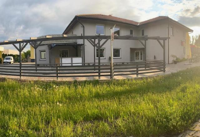 Apartamenty Zatorze Leszno  Zewnętrze zdjęcie